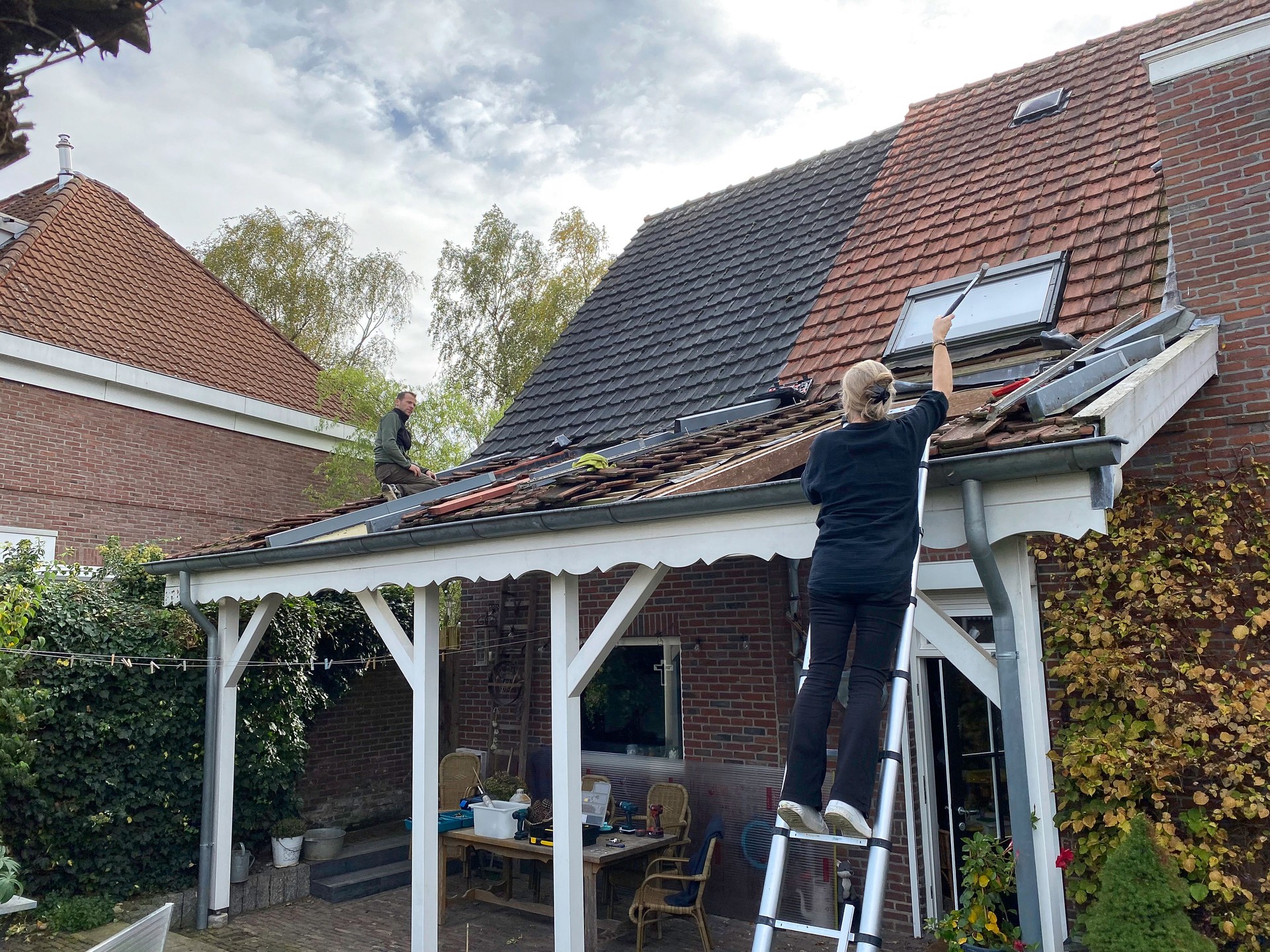 Preventief dakonderhoud om lekkage te voorkomen
